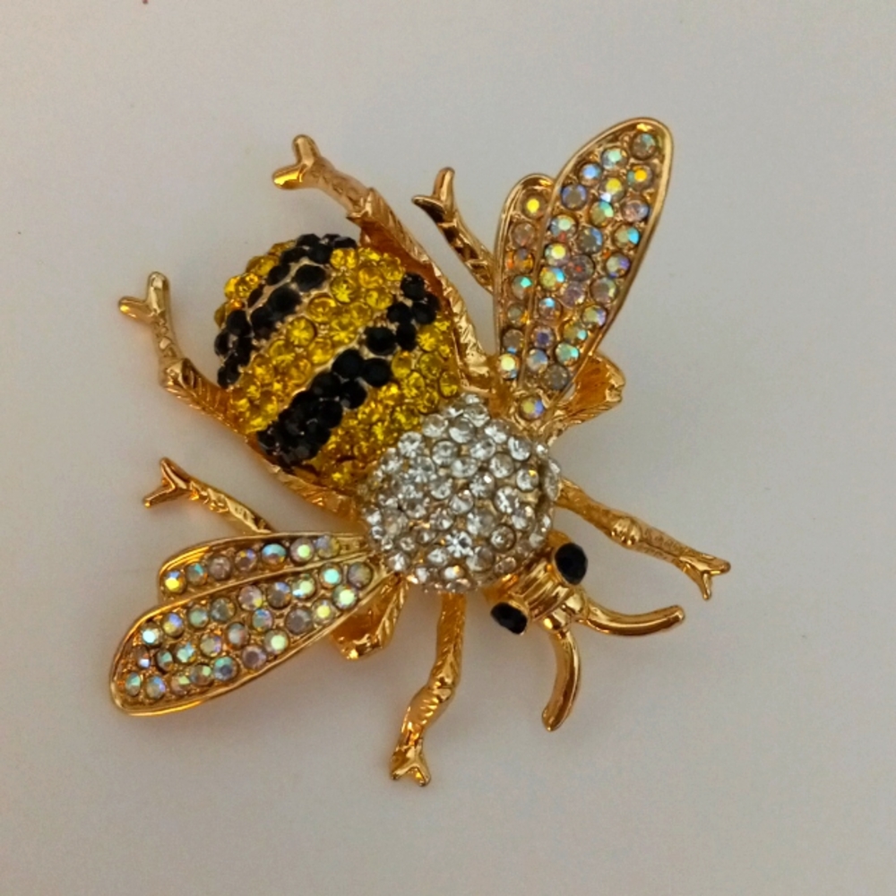 Off Park Collection Bumble Bee Brooch